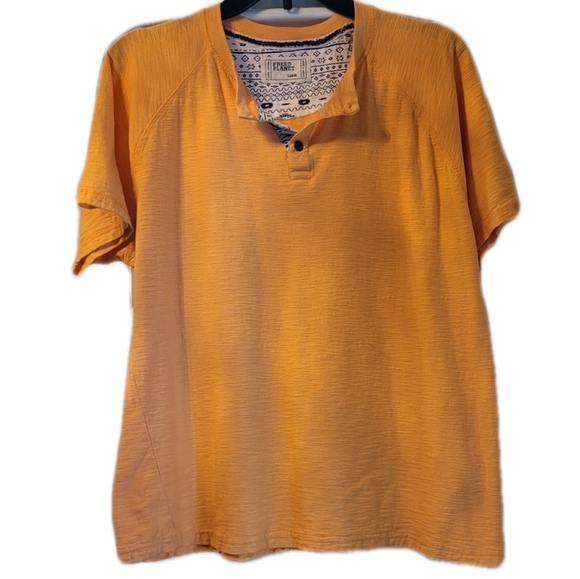 Free Planet Other - Free Planet Short-sleeve Henley Size Large in a Peachy Orange